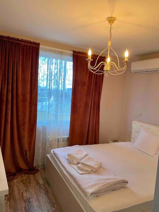 Stylish Magenta Apartment - Terrace & Free Parking София Екстериор снимка